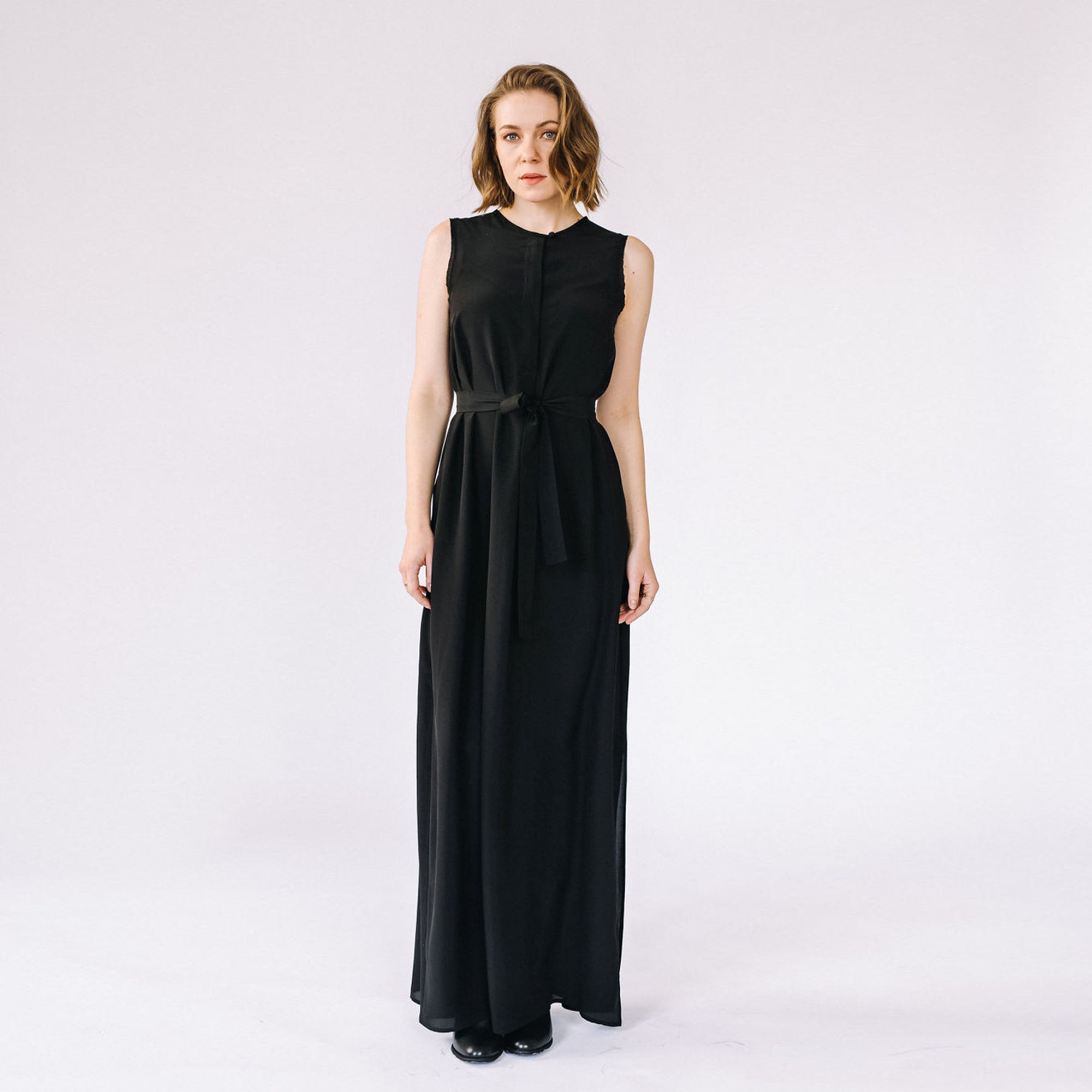 Dlouhé hedvábné šaty