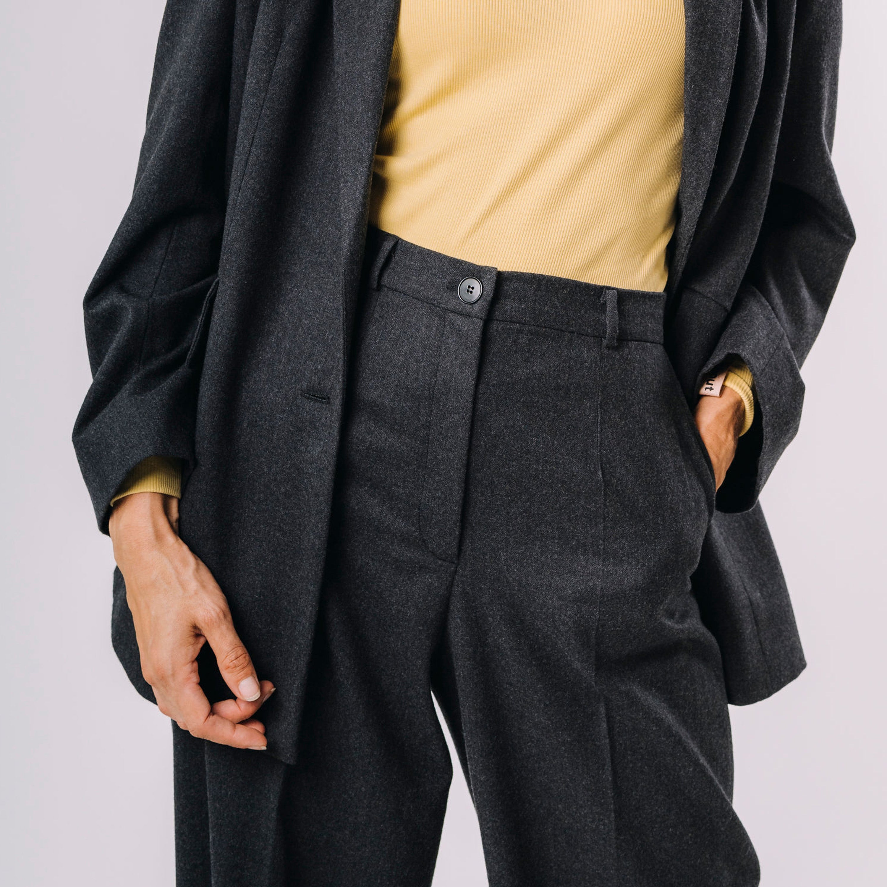 Široké vlněné kalhoty