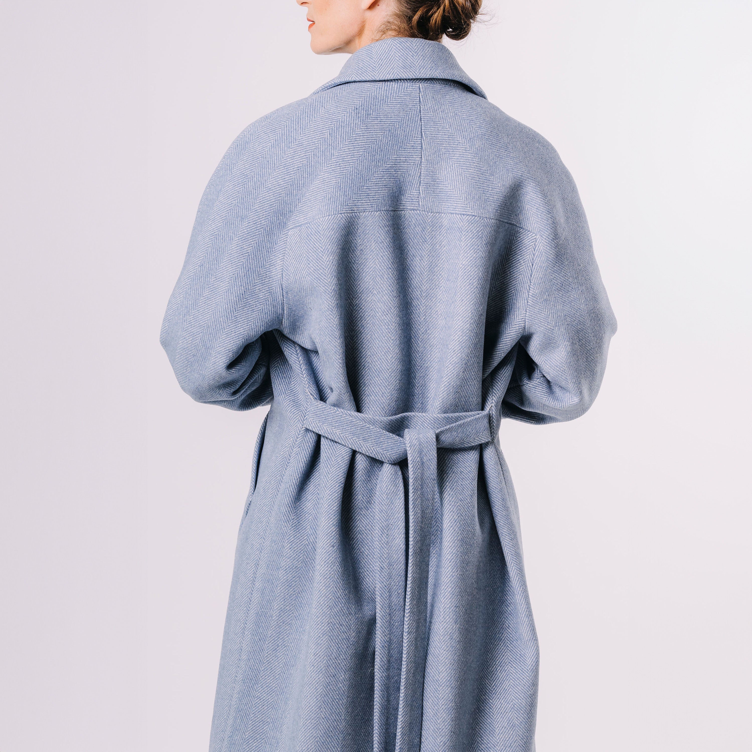 Kabát s raglánovým rukávem