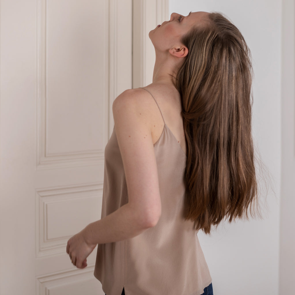 Top na špagetová ramínka