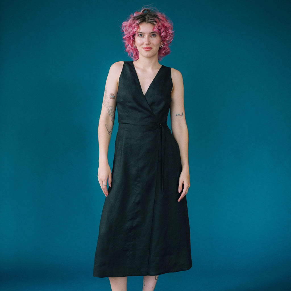 Zavinovací lněné šaty